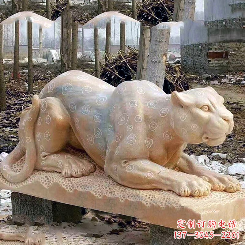 达州晚霞红金钱豹石雕-公园园林草坪动物雕塑