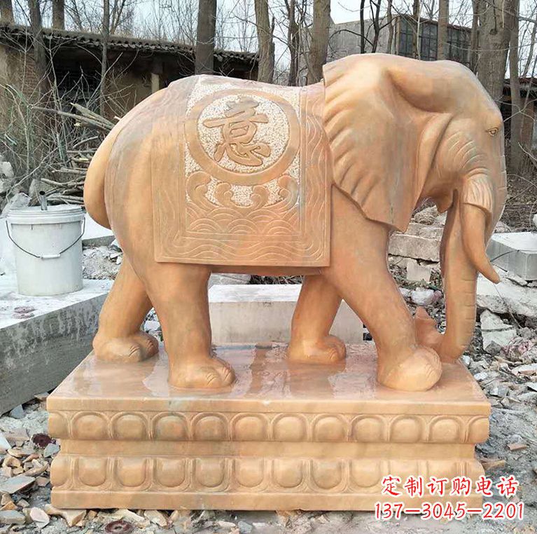 达州晚霞红石材大象雕塑