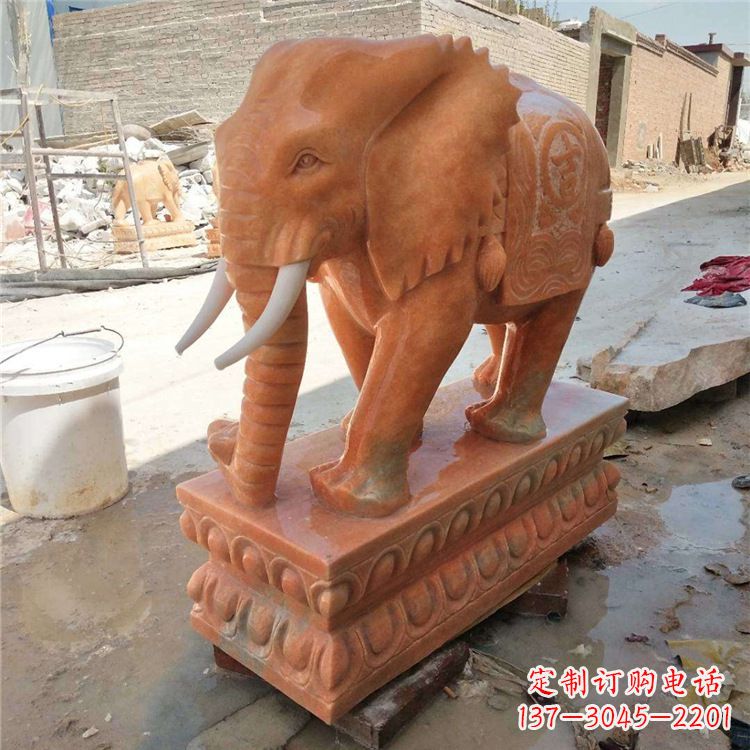 达州晚霞红石雕大象