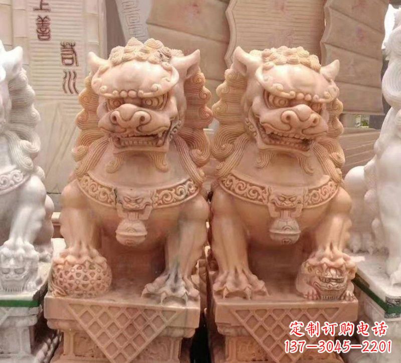 达州晚霞红石雕狮子