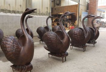 达州中领雕塑天鹅铜雕是一款精美的艺术作品，既…