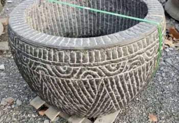 达州精美青石莲花水缸雕塑