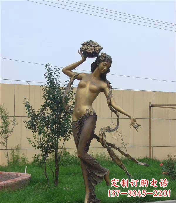达州西方美女公园人物铜雕