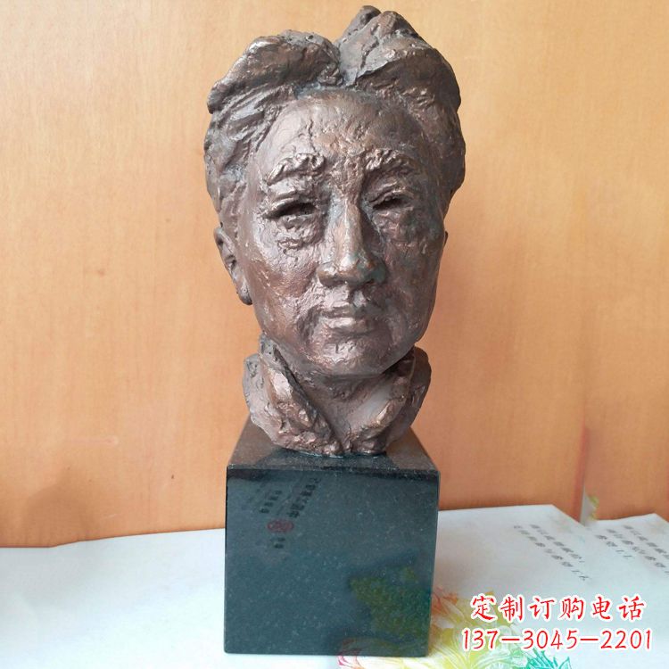 达州现代画家徐悲鸿先生头像雕塑