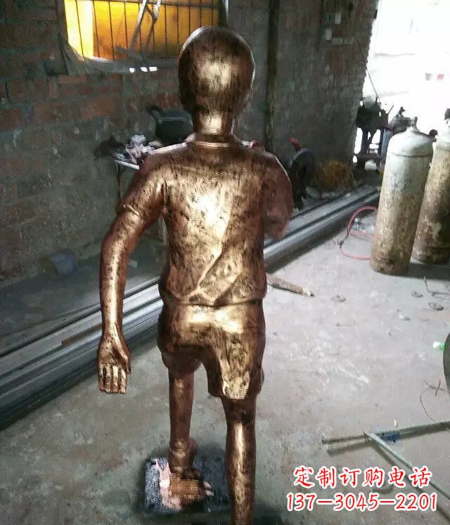 达州小孩跑步公园人物铜雕 (2)