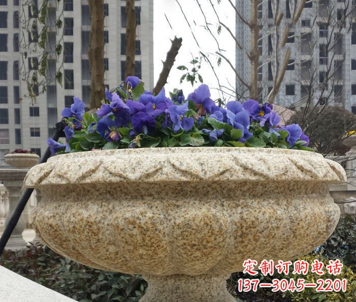 达州小区景观大理石花盆石雕