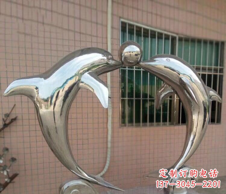 达州校园不锈钢海豚顶球雕塑