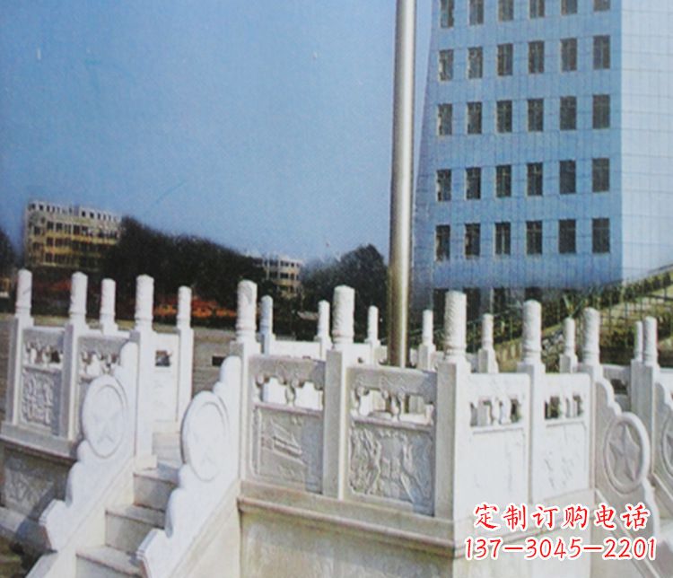 达州校园汉白玉升旗台景观石雕