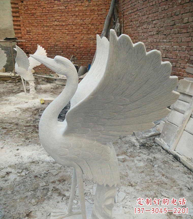 达州展翅丹顶鹤石雕