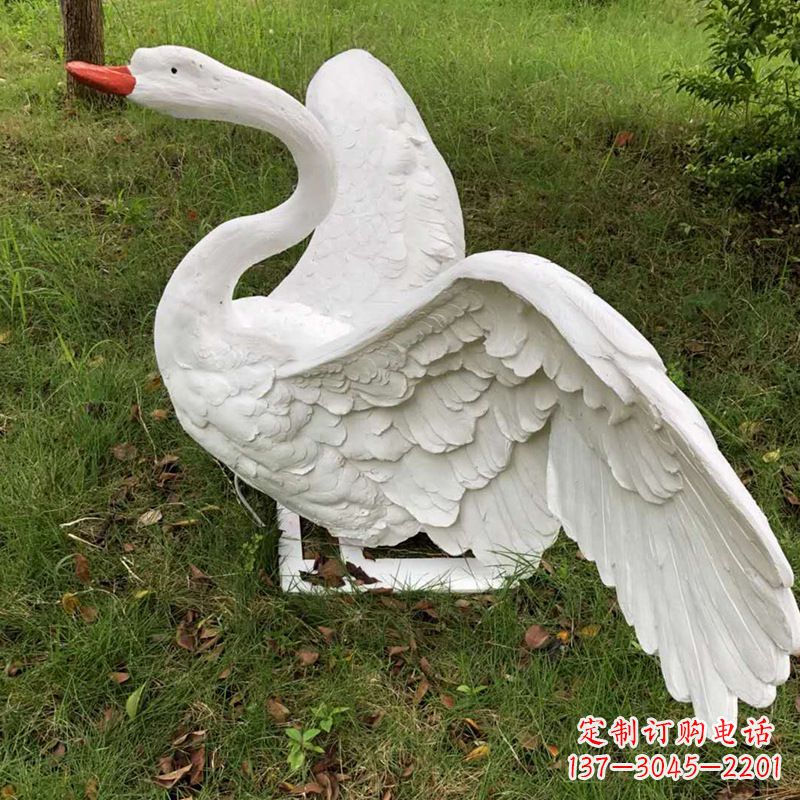 达州展翅飞翔白天鹅仿真发光动物雕塑