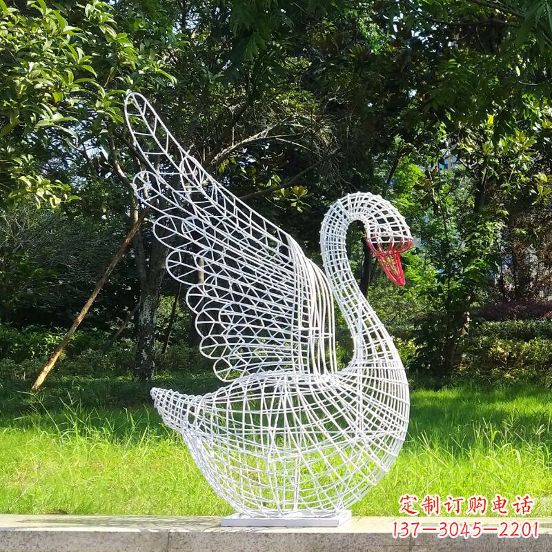 达州展翅款网格天鹅雕塑(嘴部为实体)