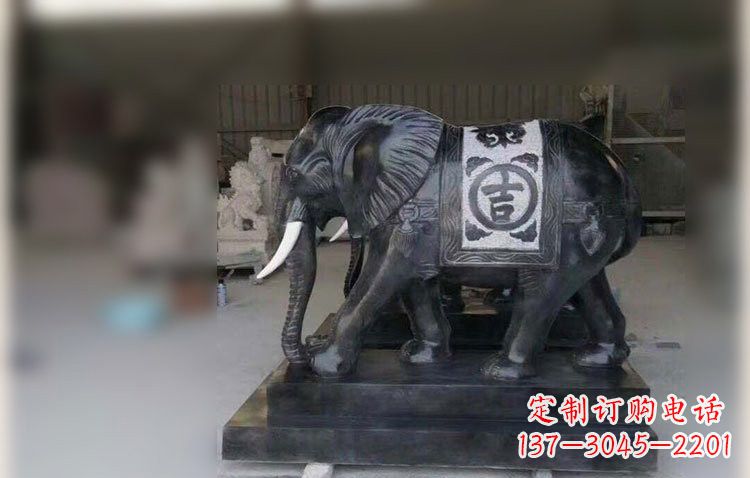 达州中国黑石材大象雕塑
