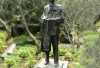 达州徐悲鸿雕塑著名奔马画家公园铜雕像