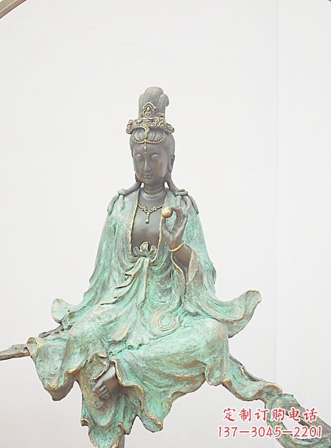 达州铸铜观自在观音雕像