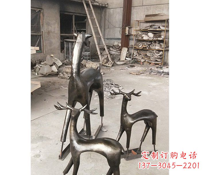 达州铸铜梅花鹿动物铜雕摆件