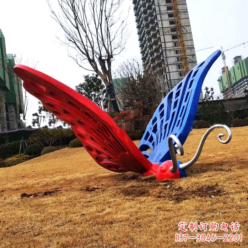 达州蝴蝶雕塑-不锈钢彩绘门口蝴蝶雕塑