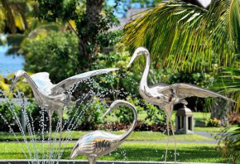 达州仙鹤雕塑-公园池塘不锈钢喷泉中的仙鹤雕塑